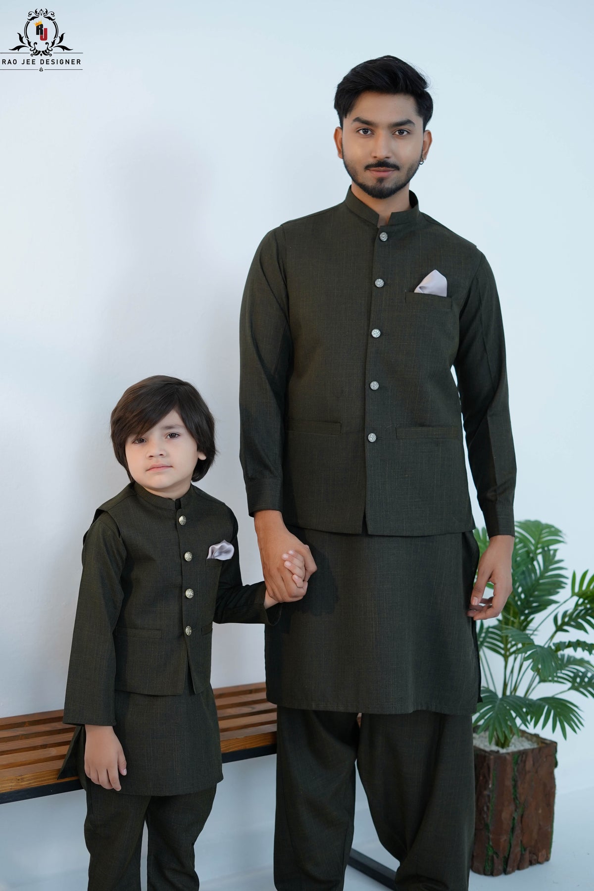 Men’s Olive Green Traditional Kameez Shalwar with Waistcoat (RJ-KW162)