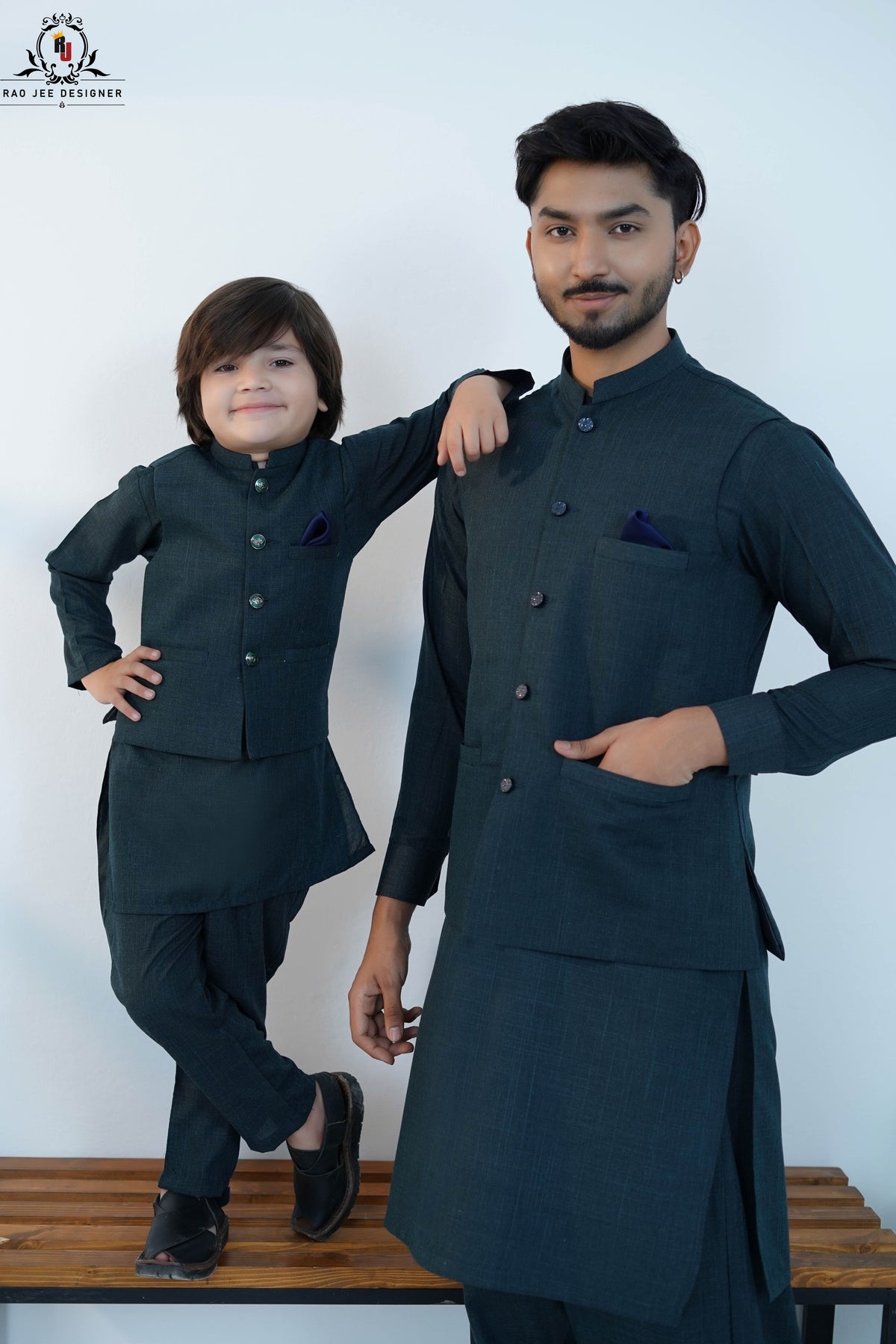Deep Teal Textured Men’s Kameez Shalwar with Waistcoat (RJ-KW165)